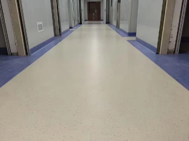 homogeneous flooring 